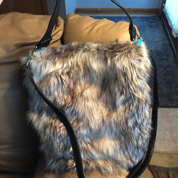 NEW Cream and Brown Faux Fur Crossbody Bag - Picture 2 of 11